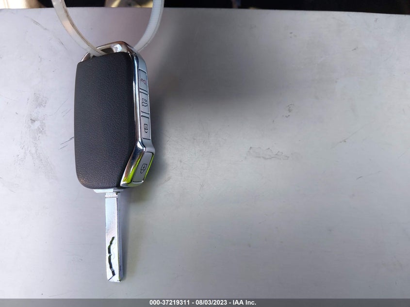 VIN 3KPF24AD2LE233855 2020 KIA FORTE LXS