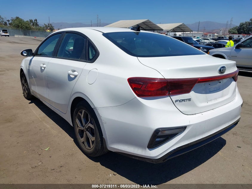 VIN 3KPF24AD2LE233855 2020 KIA FORTE LXS