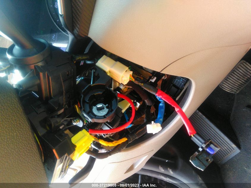 2019 HYUNDAI TUCSON SE - KM8J2CA47KU017693