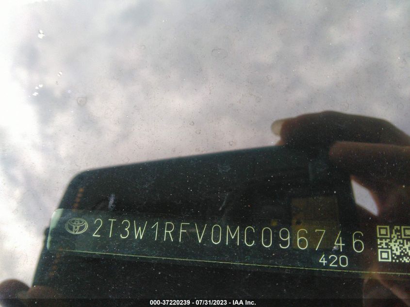 2021 TOYOTA RAV4 XLE - 2T3W1RFV0MC096746