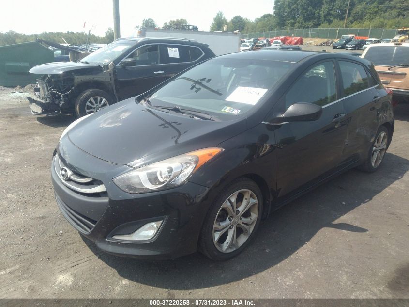 2013 HYUNDAI ELANTRA GT - KMHD35LE5DU097381