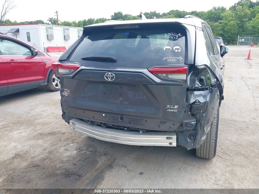 VIN 2T3P1RFV6MC174600 2021 TOYOTA RAV4 XLE