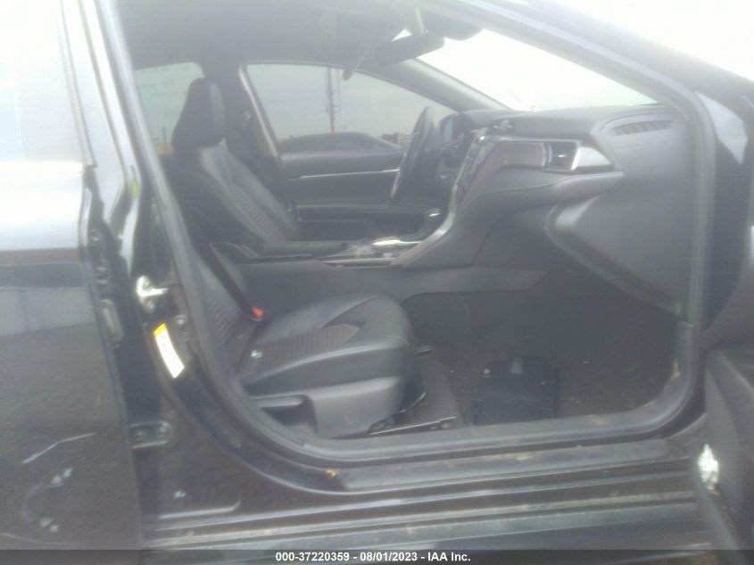 2019 TOYOTA CAMRY LE/SE/XLE/L - 4T1B11HK0KU237676