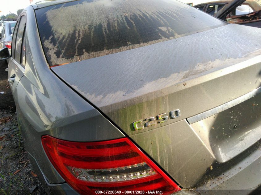 2013 MERCEDES-BENZ C-CLASS C 250 - WDDGF4HBXDA806332