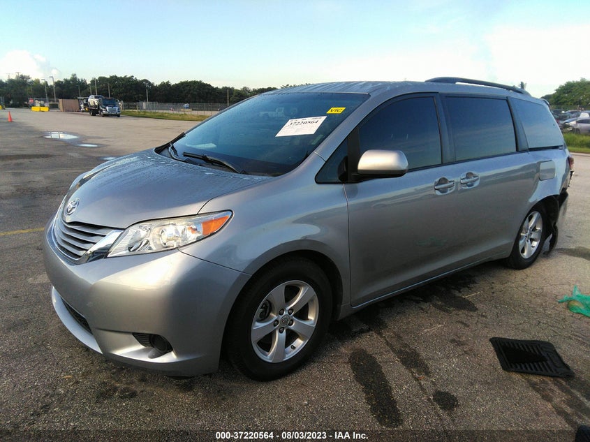 VIN 5TDKZ3DC2HS898730 2017 TOYOTA SIENNA LE