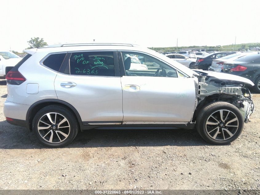 5N1AT2MT8KC768480 Nissan Rogue SL 13