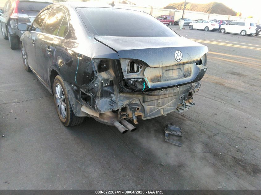 2014 VOLKSWAGEN JETTA SEDAN SE - 3VWD17AJ7EM432066