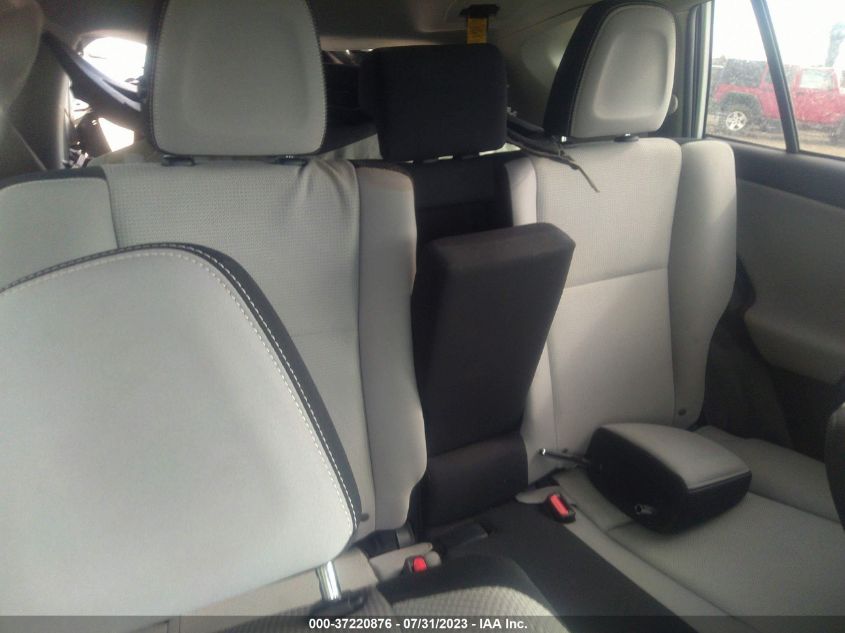 2016 TOYOTA RAV4 XLE - JTMWFREV5GJ074729