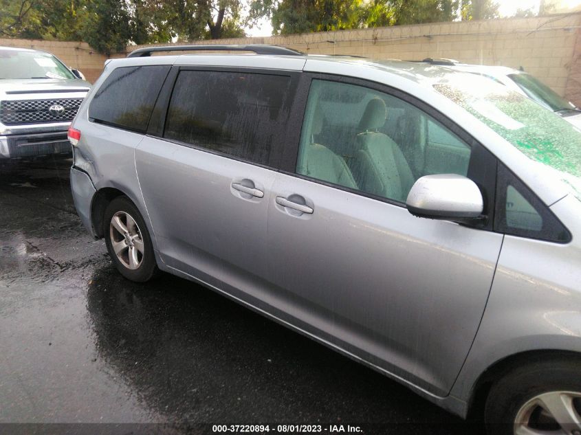 2013 TOYOTA SIENNA LE - 5TDKK3DC7DS337700