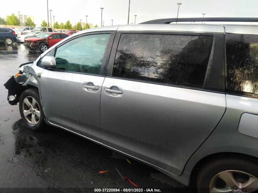 2013 TOYOTA SIENNA LE - 5TDKK3DC7DS337700