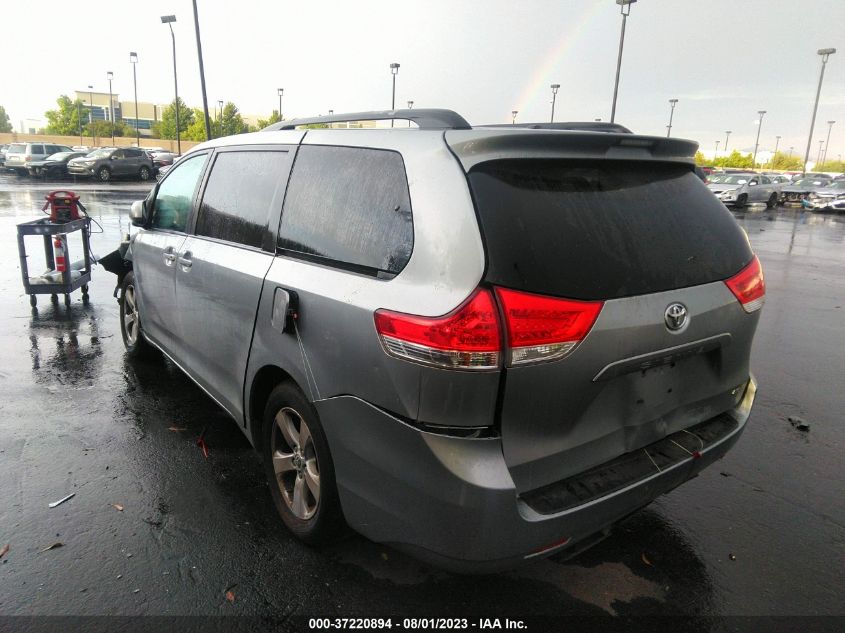 2013 TOYOTA SIENNA LE - 5TDKK3DC7DS337700