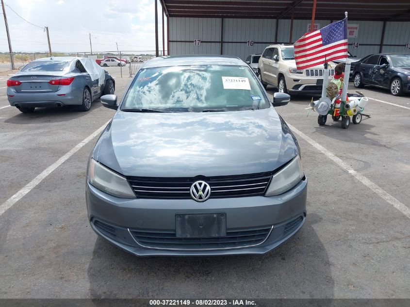 2014 VOLKSWAGEN JETTA SEDAN SE W/CONNECTIVITY - 3VWD07AJ4EM240445