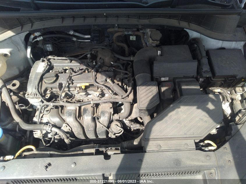 2016 HYUNDAI TUCSON SE - KM8J33A4XGU133247