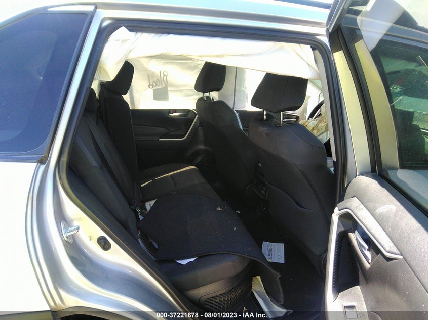 VIN 4T3RWRFVXMU041301 2021 TOYOTA RAV4 XLE