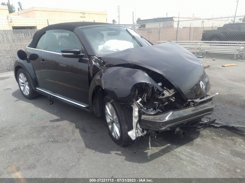 3VW517AT3HM808935 VOLKSWAGEN BEETLE CONVERTIBLE 1.8T S/1.8T SE 2017