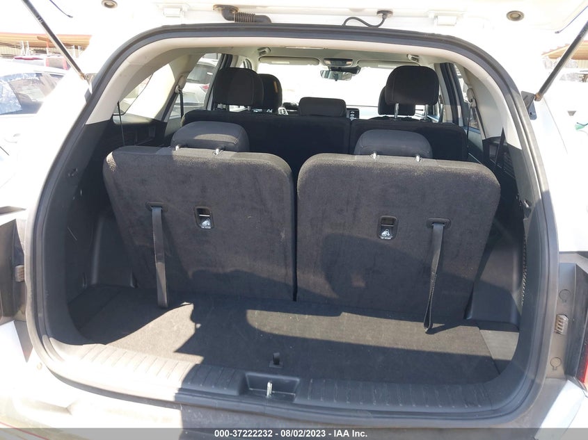VIN 5XYRGDLC5NG105215 2022 KIA SORENTO LX