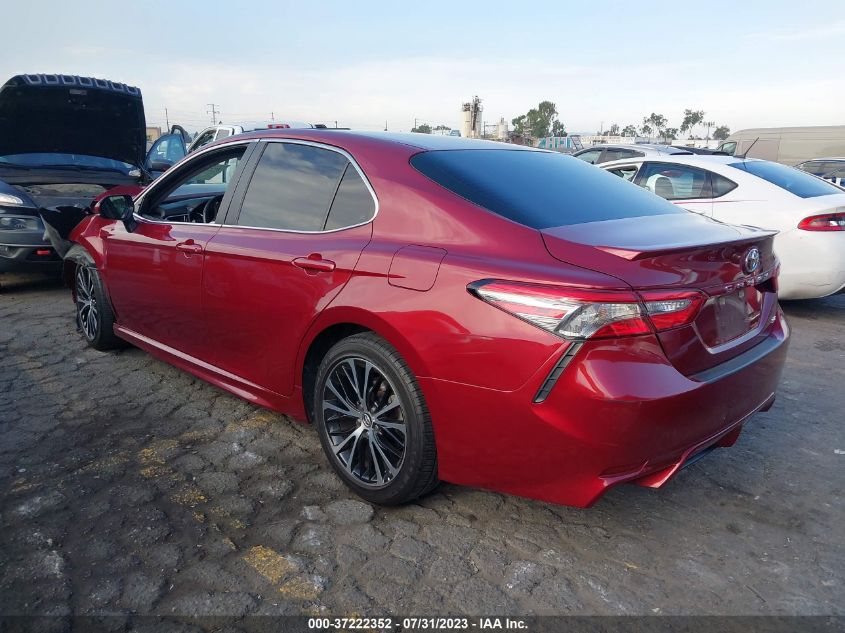 2018 TOYOTA CAMRY L/LE/XLE/SE/XSE - 4T1B11HK1JU610688