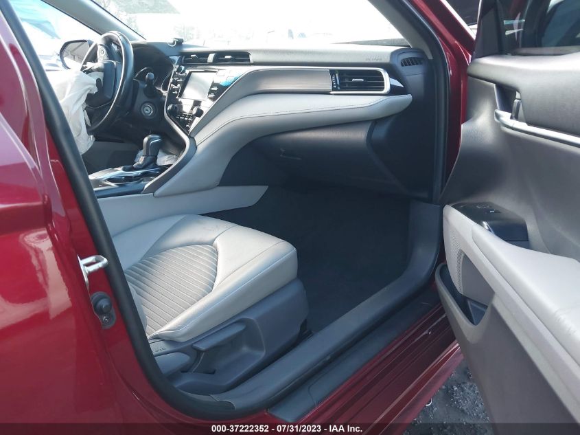 2018 TOYOTA CAMRY L/LE/XLE/SE/XSE - 4T1B11HK1JU610688