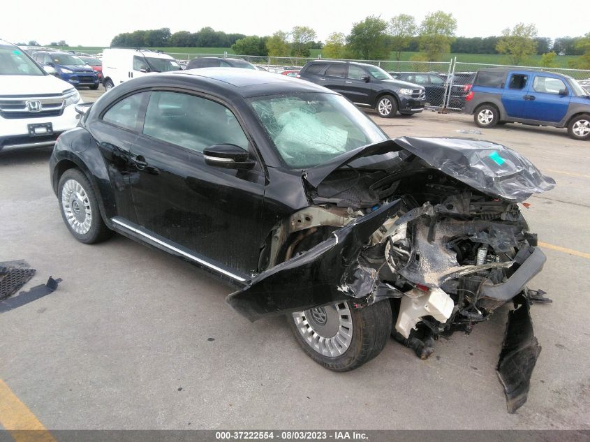 2014 VOLKSWAGEN BEETLE COUPE 1.8T W/SUN - 3VWJ17ATXEM663595