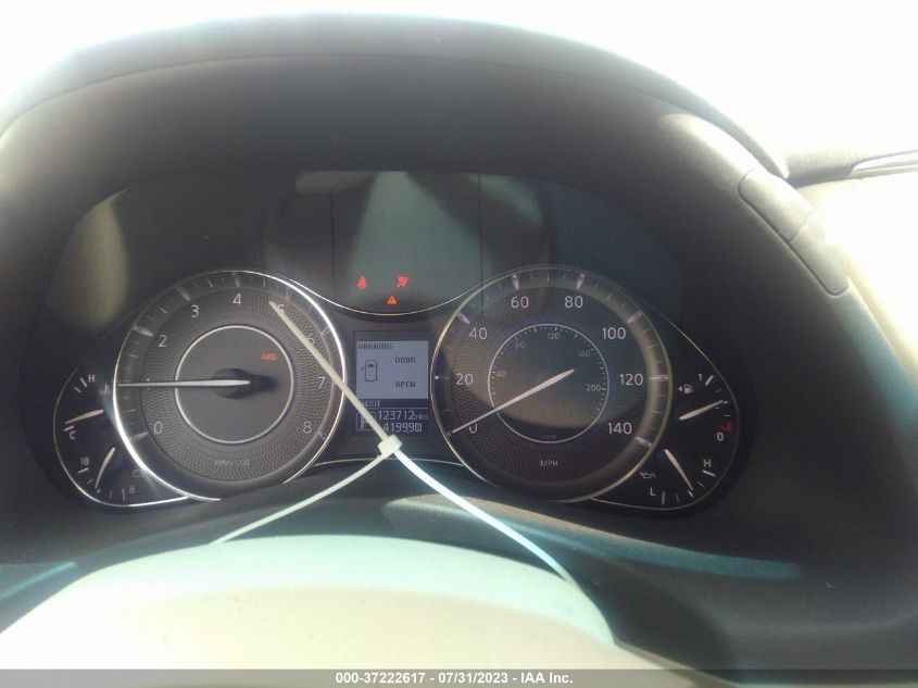 2015 INFINITI QX80 - JN8AZ2NE8F9085978