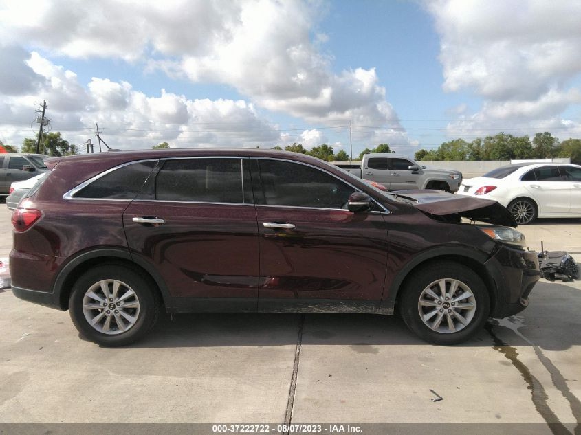 2019 KIA SORENTO LX - 5XYPG4A35KG549183