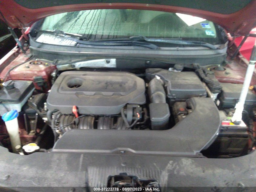 2015 HYUNDAI SONATA 2.4L SE - 5NPE24AF7FH183208