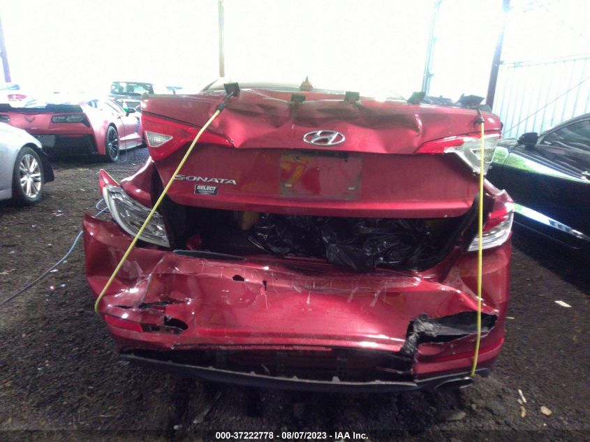 2015 HYUNDAI SONATA 2.4L SE - 5NPE24AF7FH183208