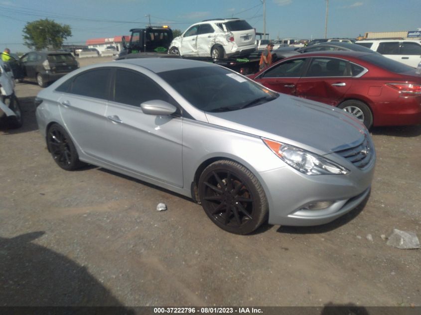 2013 HYUNDAI SONATA SE - 5NPEC4AC3DH573464