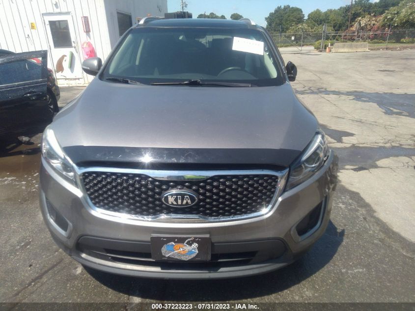 2017 KIA SORENTO LX V6 - 5XYPGDA55HG290298