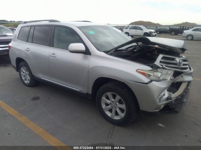 2013 TOYOTA HIGHLANDER PLUS/SE - 5TDBK3EH3DS182833