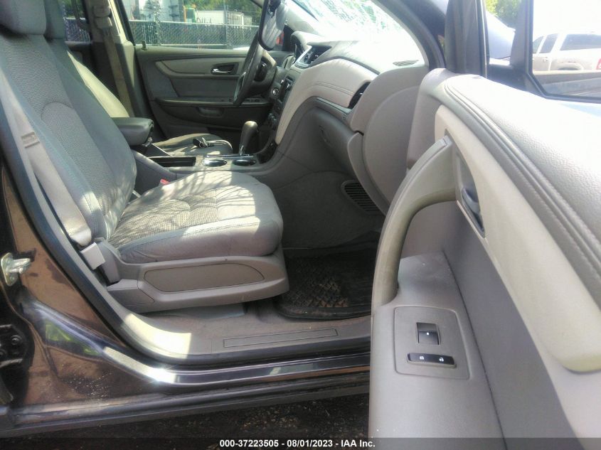 2015 CHEVROLET TRAVERSE LS - 1GNKRFED7FJ200378