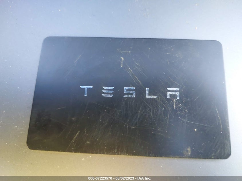 VIN 7SAYGDEE1NF447359 2022 TESLA MODEL Y LONG RANGE