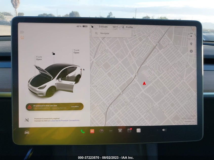 VIN 7SAYGDEE1NF447359 2022 TESLA MODEL Y LONG RANGE