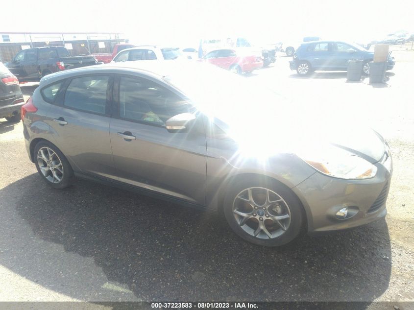 2013 FORD FOCUS SE - 1FADP3K23DL271027