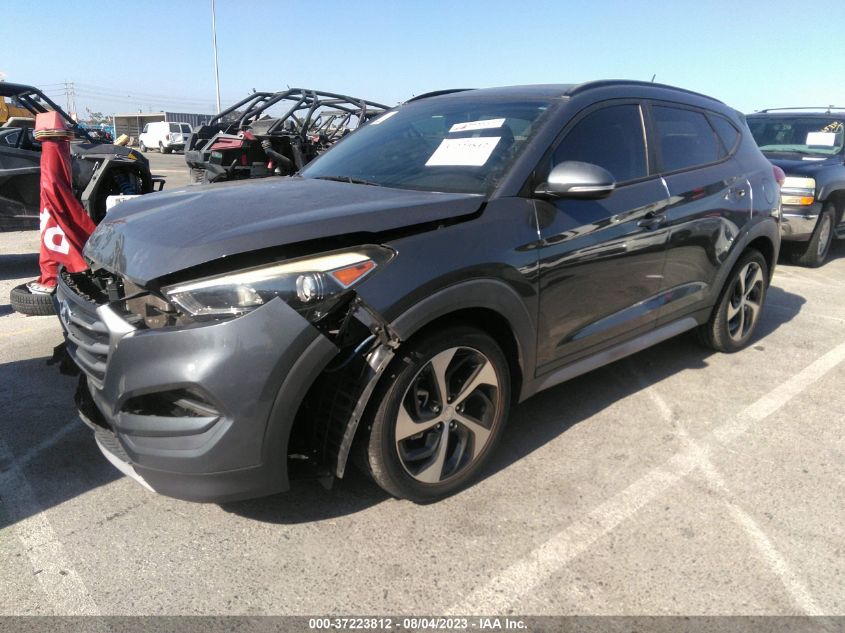 2017 HYUNDAI TUCSON VALUE - KM8J33A23HU575688