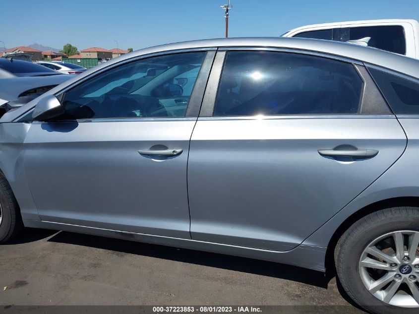 2015 HYUNDAI SONATA 2.4L SE - 5NPE24AF9FH221294