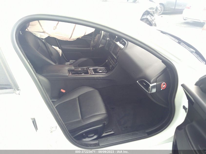 2018 JAGUAR XE 25T - SAJAR4FX8JCP36109