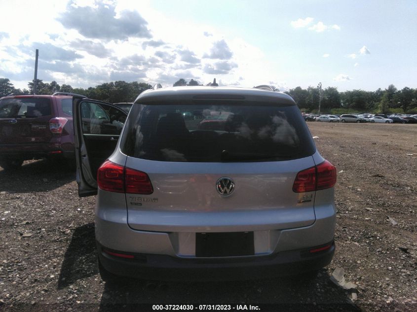2018 VOLKSWAGEN TIGUAN LIMITED WVGBV7AX2JK005670