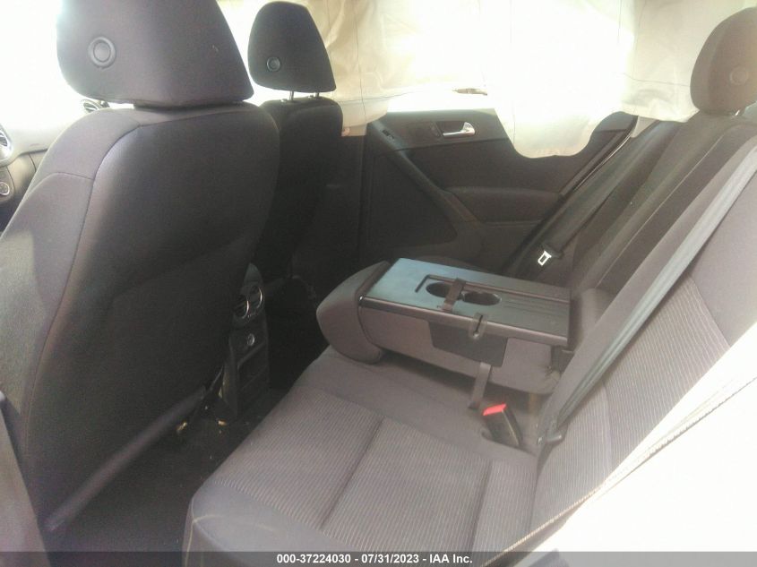 2018 VOLKSWAGEN TIGUAN LIMITED WVGBV7AX2JK005670