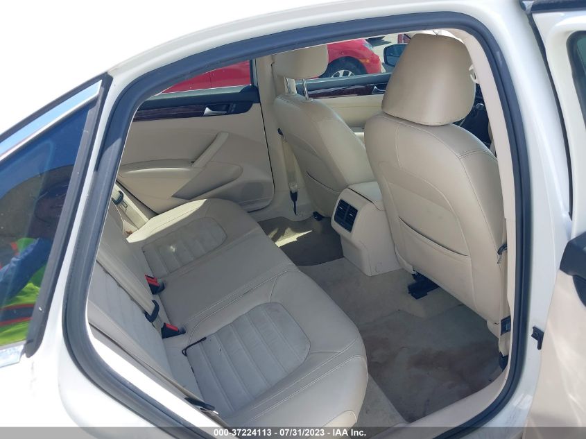 2013 VOLKSWAGEN PASSAT SEL PREMIUM - 1VWCH7A32DC039634