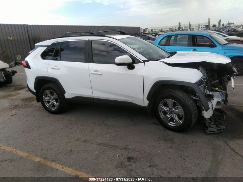 2022 TOYOTA RAV4 XLE/XLE PREMIUM - 2T3W1RFV6NW195510