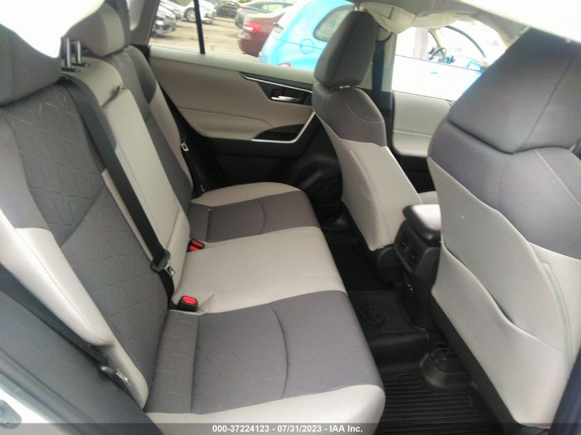 2022 TOYOTA RAV4 XLE/XLE PREMIUM - 2T3W1RFV6NW195510