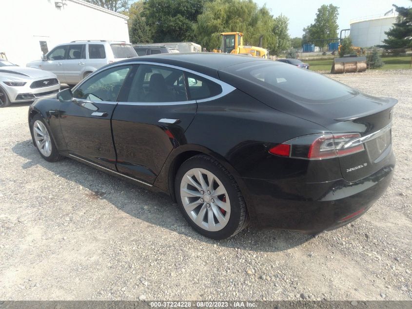 2018 TESLA MODEL S 75D/100D/P100D - 5YJSA1E4XJF276020