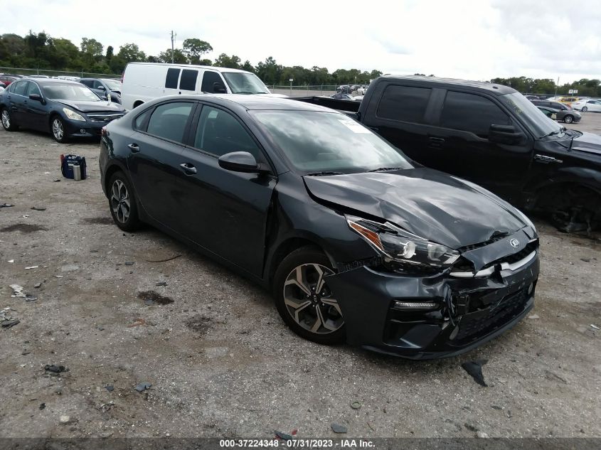 3KPF24ADXME267110 Kia Forte LXS