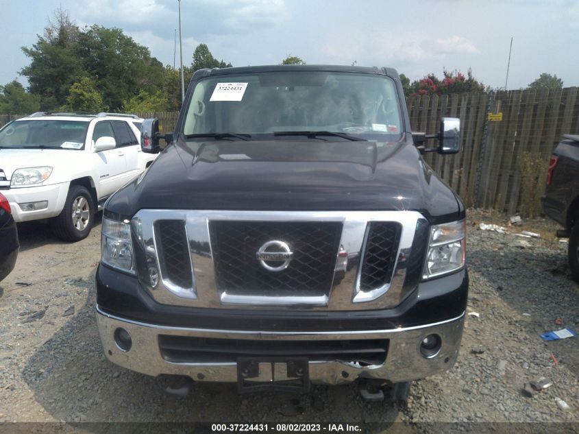 2018 NISSAN NV PASSENGER NV3500 HD SL - 5BZAF0AA7JN850786