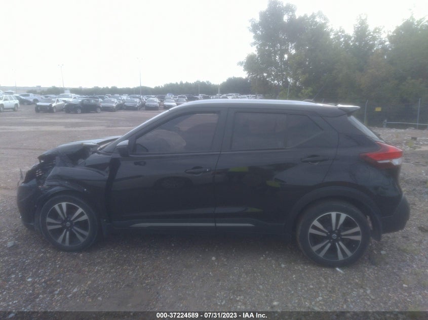 VIN 3N1CP5DV2LL489622 2020 NISSAN KICKS SR