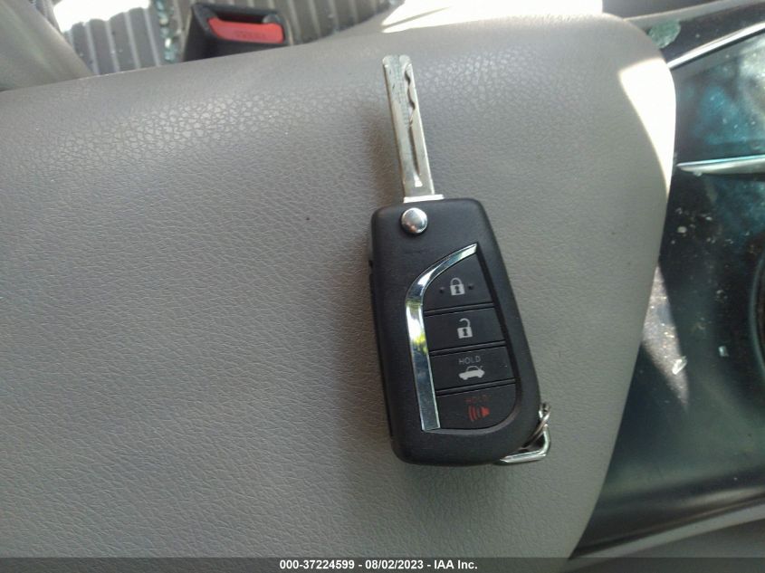 2019 TOYOTA CAMRY LE/SE/XLE/L - 4T1B11HK4KU249992