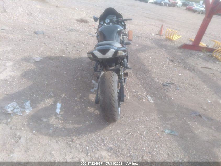 2006 KAWASAKI ZX1400 A JKBZXNA166A006031
