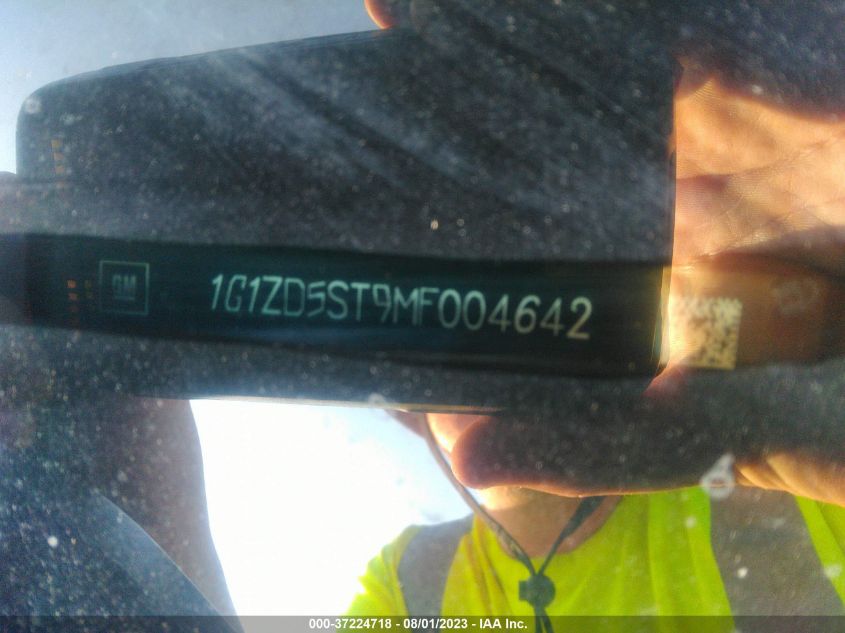 2021 CHEVROLET MALIBU LT - 1G1ZD5ST9MF004642