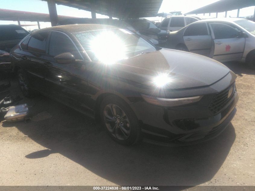 1HGCY1F3XPA007024 Honda Accord EX